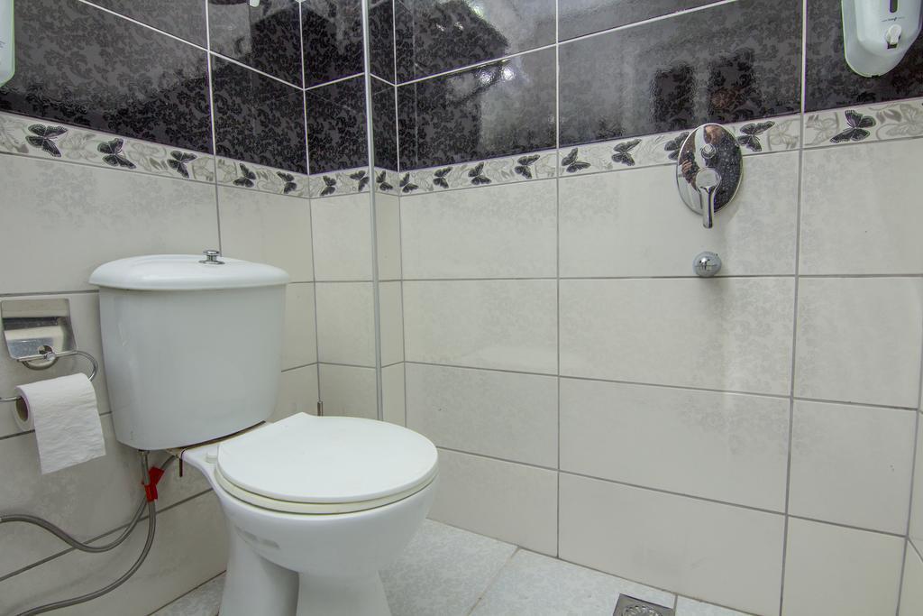 Ertek Hotel Олудениз Экстерьер фото